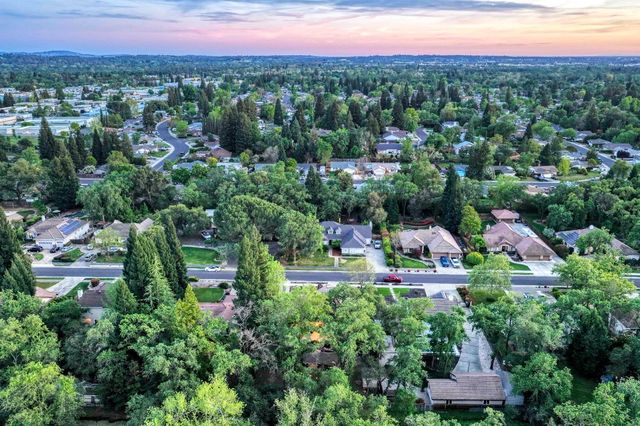 5833 Mareta Ln, Loomis, CA 95650