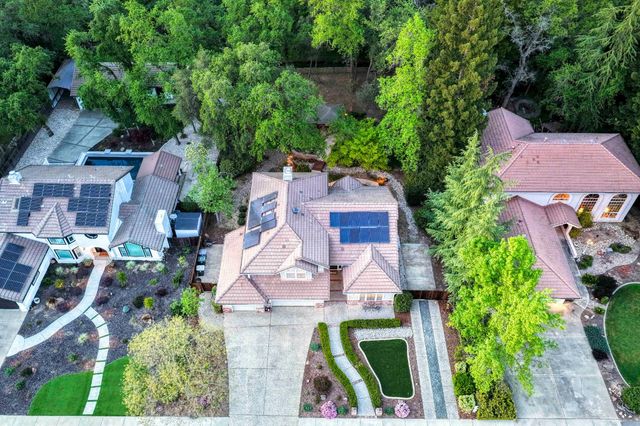 5833 Mareta Ln, Loomis, CA 95650