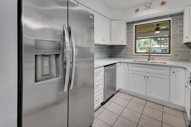 235 W RETTA STREET, De Leon Springs, FL 32130