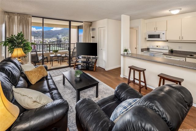 1778 Ala Moana Boulevard 3617, Honolulu, HI 96815