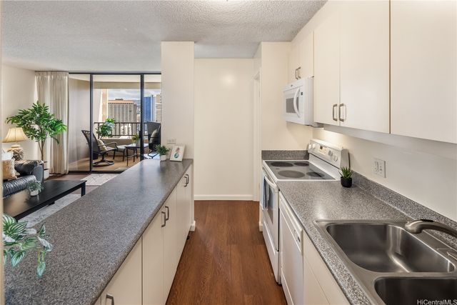 1778 Ala Moana Boulevard 3617, Honolulu, HI 96815