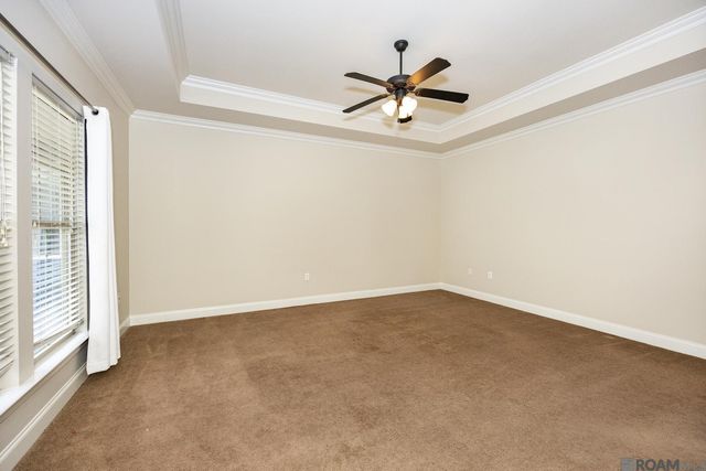 15130 Hidden Villa Dr, Baton Rouge, LA 70810