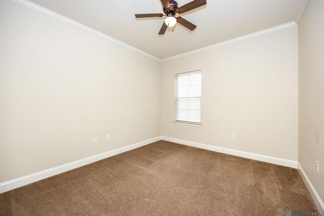 15130 Hidden Villa Dr, Baton Rouge, LA 70810