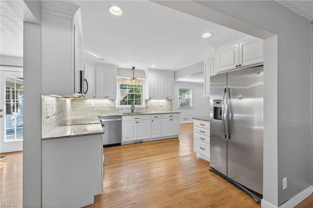 5001 Bliven LN, Virginia Beach, VA 23455