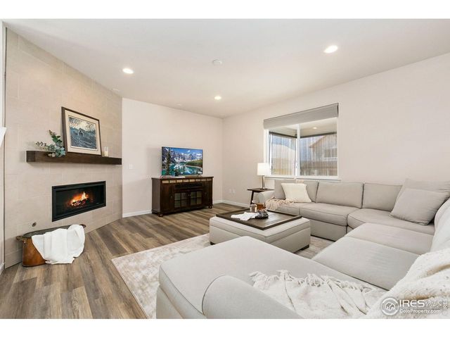 6465 Union Creek Dr, Loveland, CO 80538