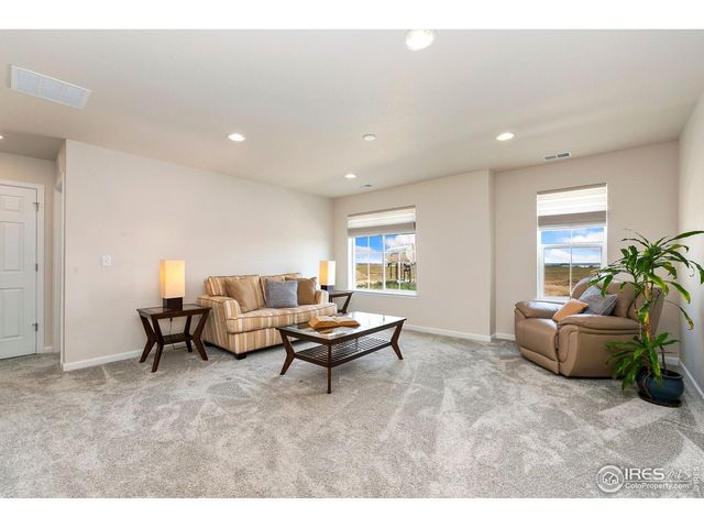 6465 Union Creek Dr, Loveland, CO 80538