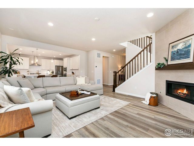 6465 Union Creek Dr, Loveland, CO 80538