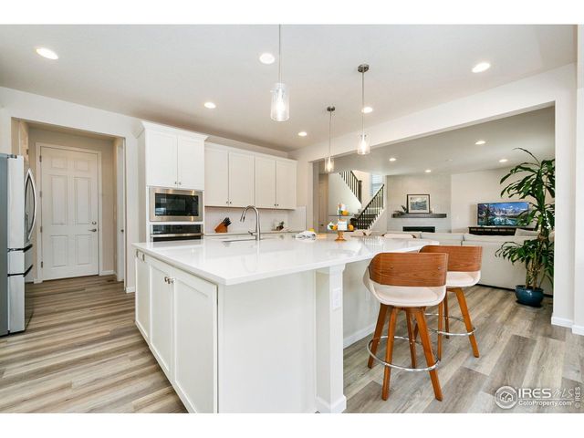 6465 Union Creek Dr, Loveland, CO 80538