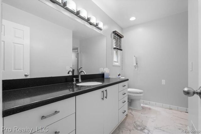 45317 Stonehedge Drive, Plymouth, MI 48170