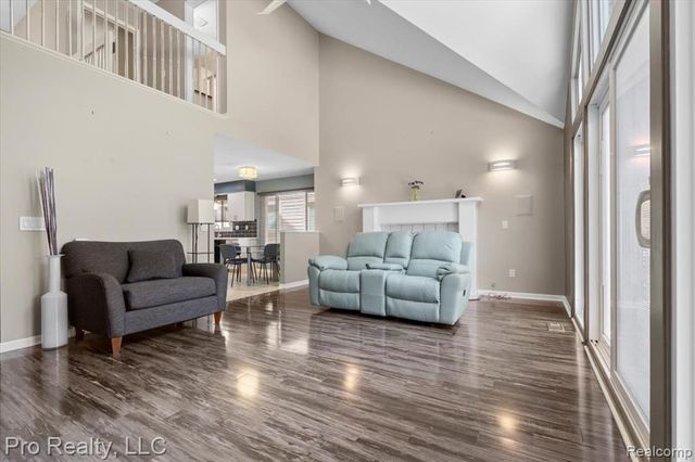 45317 Stonehedge Drive, Plymouth, MI 48170