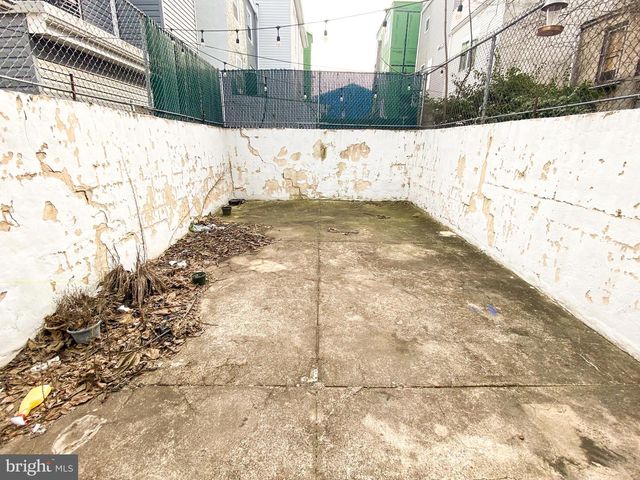 174 W MASTER ST, Philadelphia, PA 19122