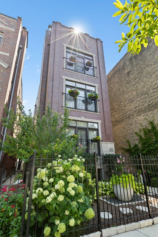 3921 N Greenview Avenue 1, Chicago, IL 60613 — exterior