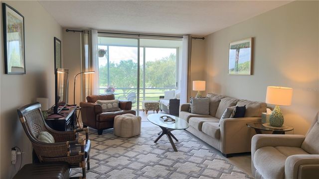 7461 W COUNTRY CLUB DRIVE N 306, Sarasota, FL 34243