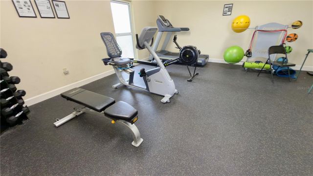 7461 W COUNTRY CLUB DRIVE N 306, Sarasota, FL 34243
