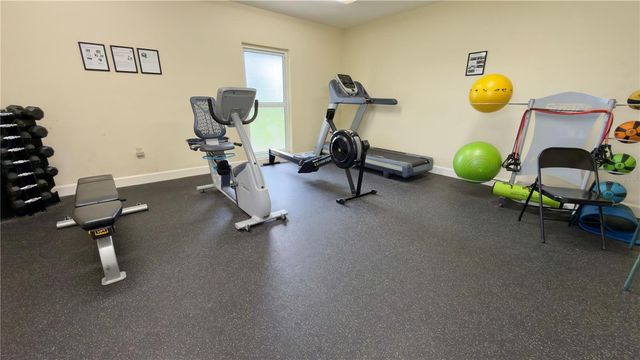 7461 W COUNTRY CLUB DRIVE N 306, Sarasota, FL 34243