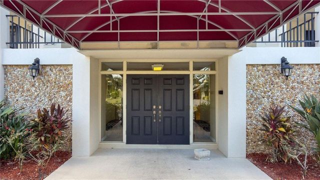 7461 W COUNTRY CLUB DRIVE N 306, Sarasota, FL 34243