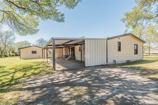 36177 Lomax Road, Brookshire, TX 77423