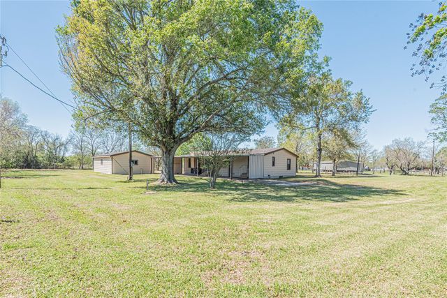 36177 Lomax Road, Brookshire, TX 77423