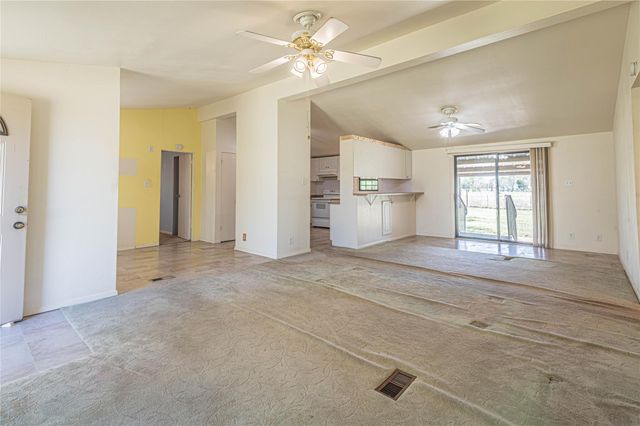 36177 Lomax Road, Brookshire, TX 77423