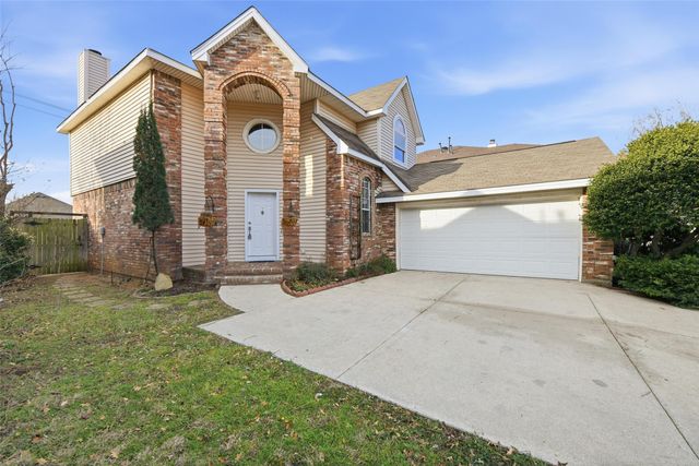 8852 Tyne Trail, Fort Worth, TX 76118