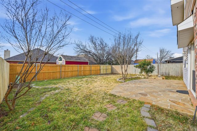 8852 Tyne Trail, Fort Worth, TX 76118