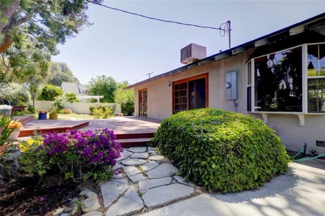 9654 Kessler, Chatsworth, CA 91311