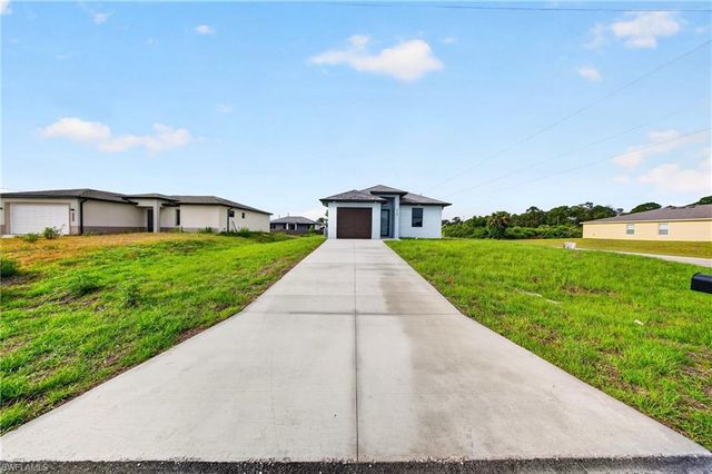 3219 65th ST W, Lehigh Acres, FL 33971