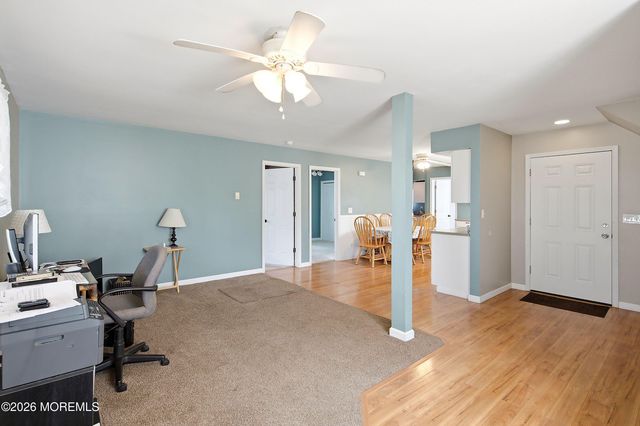 72 Rosalyn Drive, Beach Haven West, NJ 08050