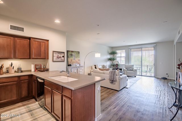 29120 N 22ND Avenue 105, Phoenix, AZ 85085
