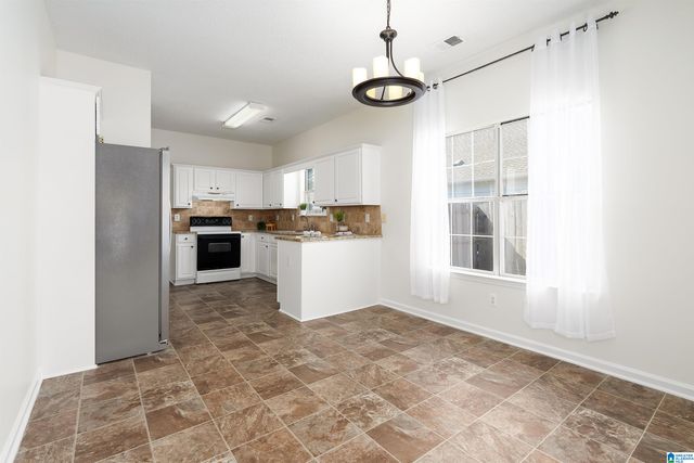1134 AMBERLEY WOODS DRIVE, Helena, AL 35080