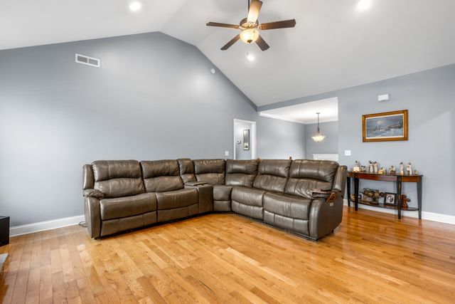 27 Running Oak Drive, Ringgold, GA 30736