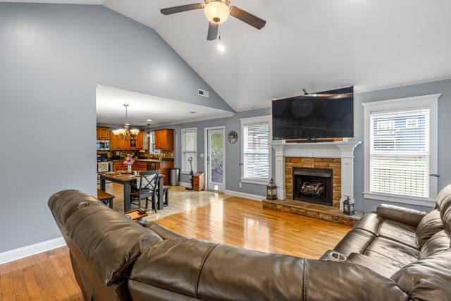 27 Running Oak Drive, Ringgold, GA 30736