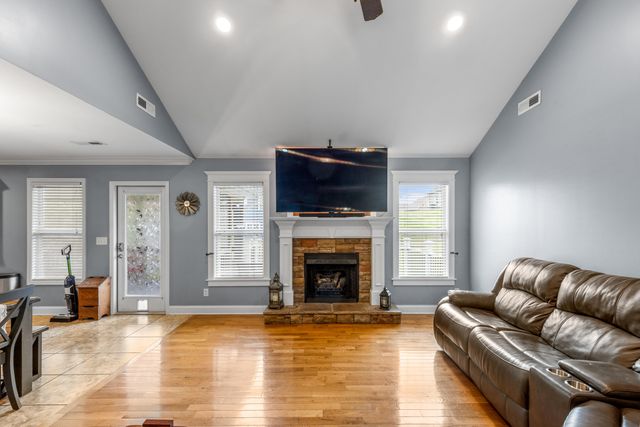 27 Running Oak Drive, Ringgold, GA 30736