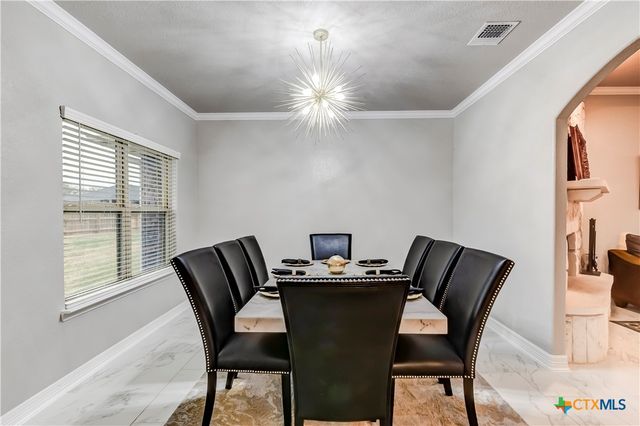 9000 Grand Oaks Lane, Killeen, TX 76542