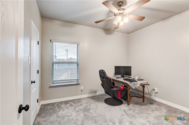 9000 Grand Oaks Lane, Killeen, TX 76542