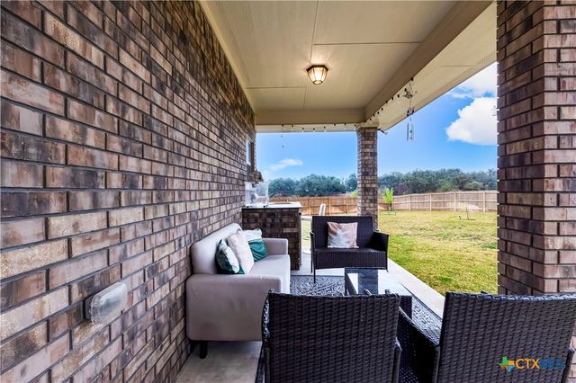 9000 Grand Oaks Lane, Killeen, TX 76542