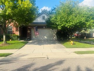 25843 Ashby Drive, Harrison Twp, MI 48045