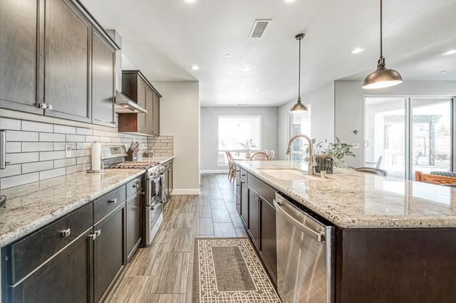 4468 Little Canyon Drive, Madera, CA 93636