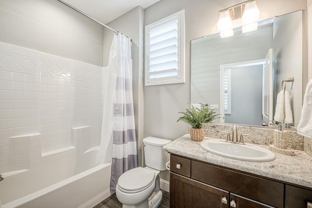 4468 Little Canyon Drive, Madera, CA 93636