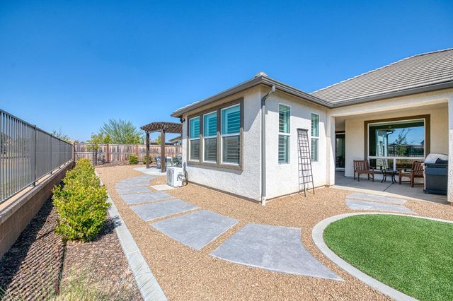4468 Little Canyon Drive, Madera, CA 93636