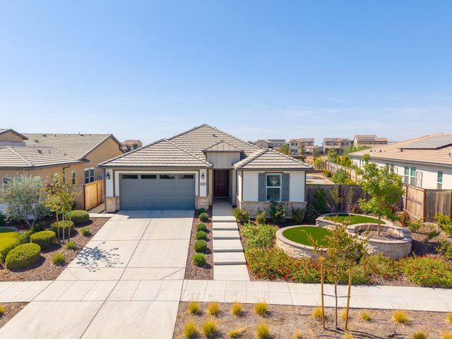 4468 Little Canyon Drive, Madera, CA 93636