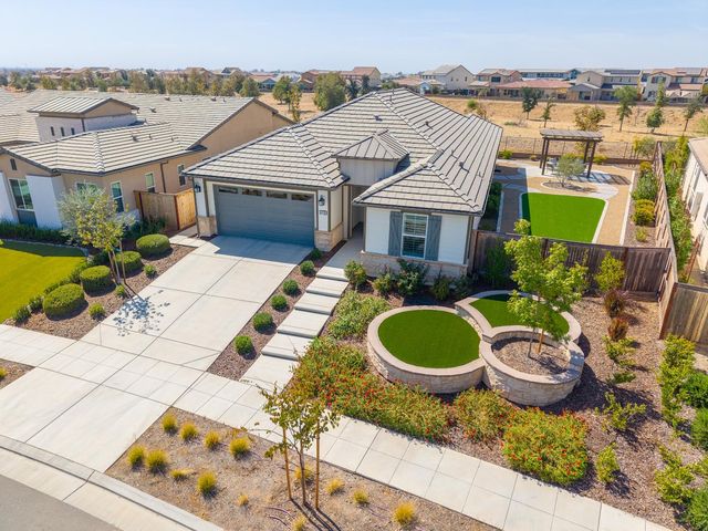 4468 Little Canyon Drive, Madera, CA 93636