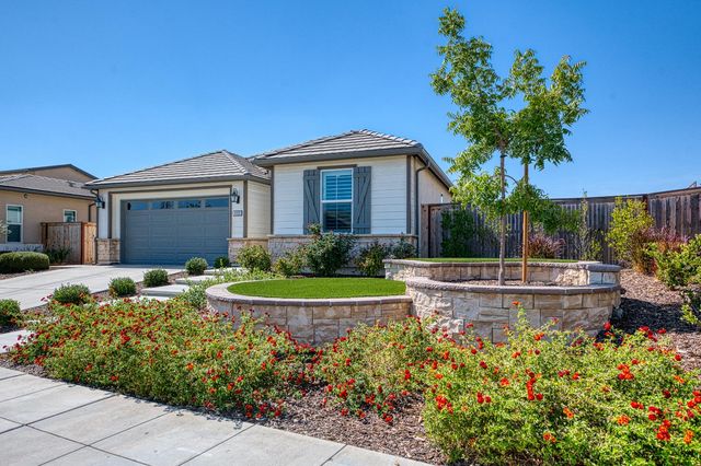 4468 Little Canyon Drive, Madera, CA 93636