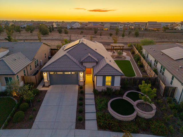4468 Little Canyon Drive, Madera, CA 93636