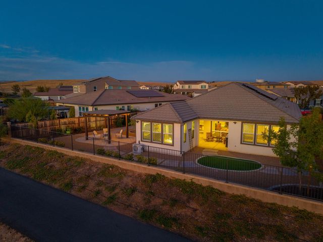 4468 Little Canyon Drive, Madera, CA 93636
