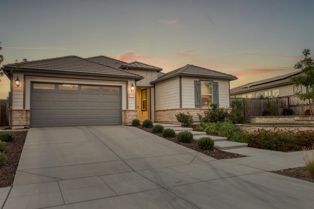 4468 Little Canyon Drive, Madera, CA 93636