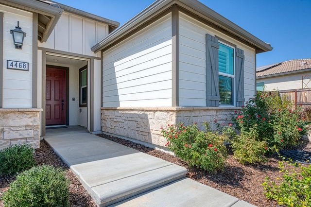 4468 Little Canyon Drive, Madera, CA 93636
