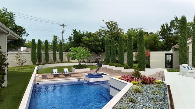 1805 W Wilshire Boulevard, Nichols Hills, OK 73116