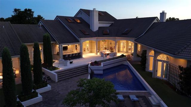 1805 W Wilshire Boulevard, Nichols Hills, OK 73116