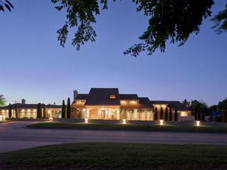 1805 W Wilshire Boulevard, Nichols Hills, OK 73116